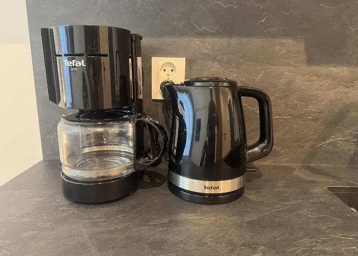 Lägenhetshotell Plac Wolnosci 6 Bond 3*