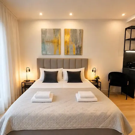 Apart-hotel Plac Wolnosci 6 Bond 3*